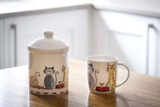 SPOTTED DOG GIFT COMPANY Dog and Cat Coffee Mug Set, 12 oz Cute Mugs Ceramic Porcelain China Coffee Tea Cups, Animal Themed Gifts for Cat Lovers and Dog Lovers Women Men, Set of 2