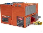 Micro Machines Core Playset, Car Tuner Garage Station - Expandable and Connectable to Other MM Sets, Includes One Exclusive Vehicle - Collect Them All