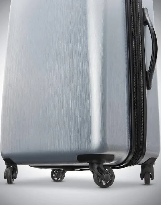 American Tourister Moonlight Hardside Expandable Luggage with Spinner Wheels, Silver, Checked-Medium 24-Inch