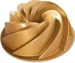 Nordic Ware Gold Heritage Bundt Pan