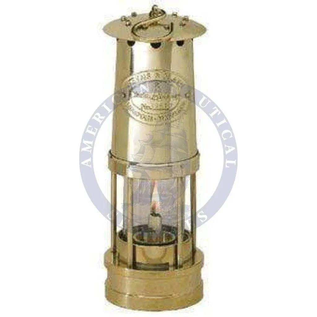 Gwtw or parlor original oil lamp