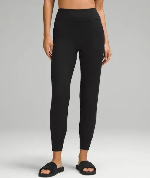 Lululemon Align Jogger in Black Size 2 LIKE NEW