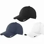 Nike 779797 Swoosh Legacy 91 Cap - White/White