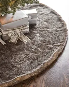 Balsam Hill Lodge Faux Fur Tree Skirt