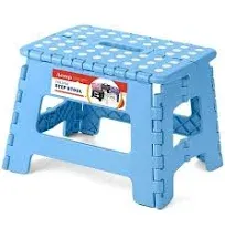 Folding Step Stool 9&#039;&#039; Tall Kids Step Stool Holds up to 300 Lb Plastic Foldable