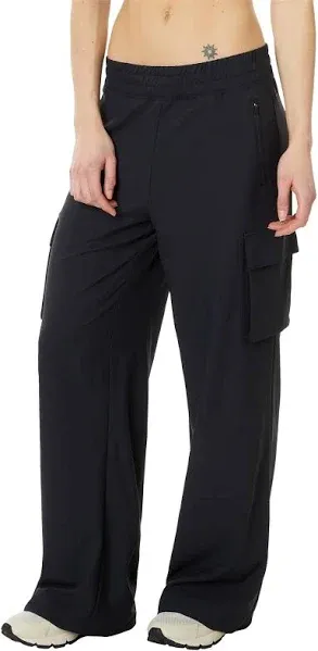 Beyond Yoga Women's City Chic Cargo Pants