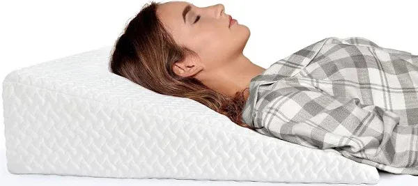 Milliard Bed Wedge Pillow