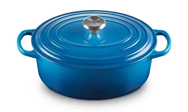 Le Creuset Signature Oval Dutch Oven