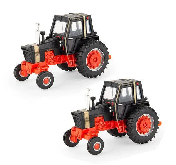 ERTL 1/64 Case 970 &amp; 1070 Agri King Black Knight Tractors Set 44368