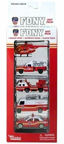 Daron FDNY Vehicle Gift Set, 5-Piece