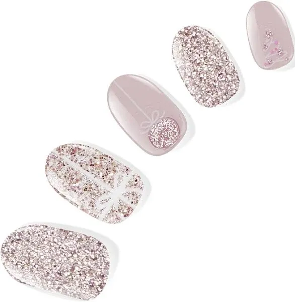 Dashing Diva Gloss Mint Whirled - A Rosé Holiday | UV Free, Chip Resistant, Long Lasting Gel Nail Stickers | Contains 32 Nail Wraps, 1 Prep Pad, 1 Nail File