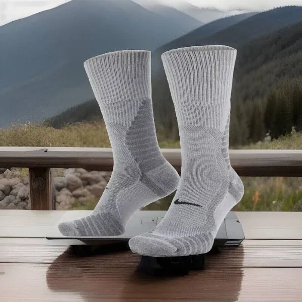 Nike Outdoor Cushioned Crew Socks