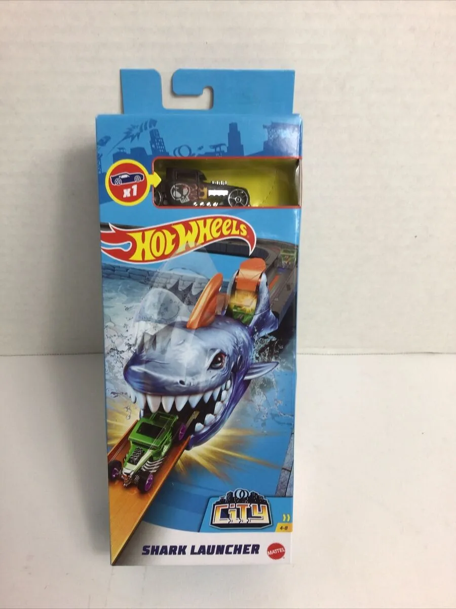 Hot Wheels City Shark Launcher with Car *NEW*