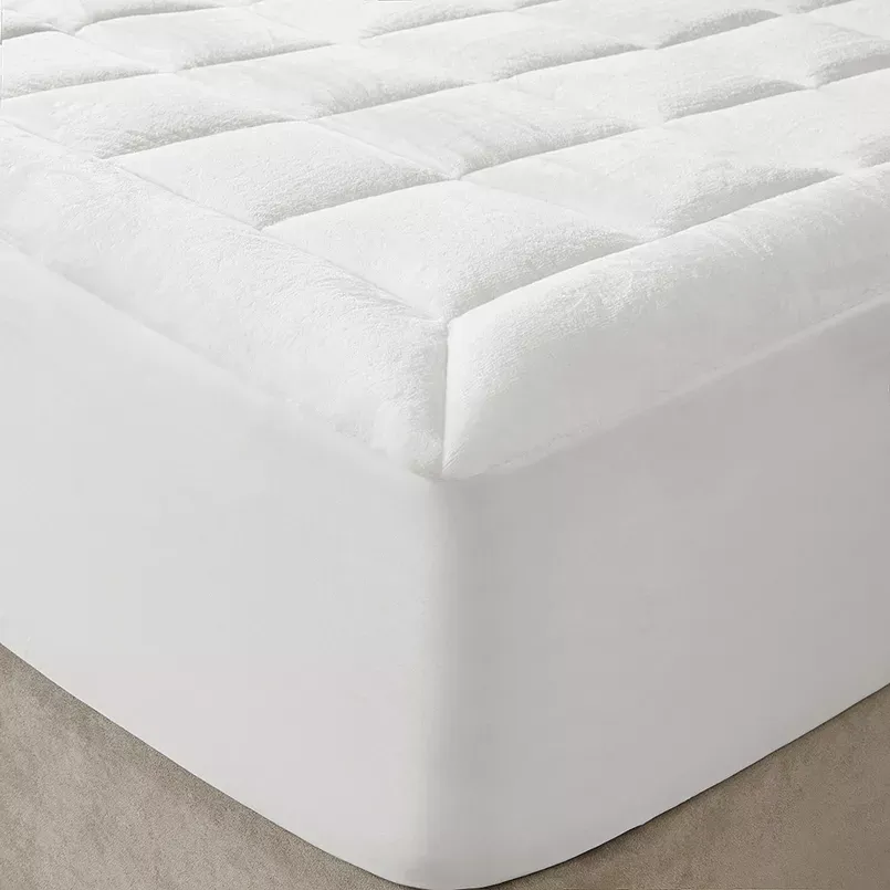 Madison Park Cloud Soft Overfilled Plush Waterproof Mattress Pad