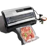 FoodSaver Vacuum Sealer with Express Bag Maker, Built-In Handheld Sealer, and Bags and Roll Starter Kit - Black - FM5200