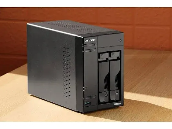 Asustor Lockerstor 2 Gen2 AS6702T - 2 Bay NAS, Quad-Core 2.0 GHz CPU, 4X M.2 NVMe Slots (PCIe 3.0), Dual 2.5GbE, 4GB DDR4 RAM, Network Attached Storage (Diskless)