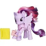 My Little Pony Princess Twilight Sparkle Reading Cafe Figure